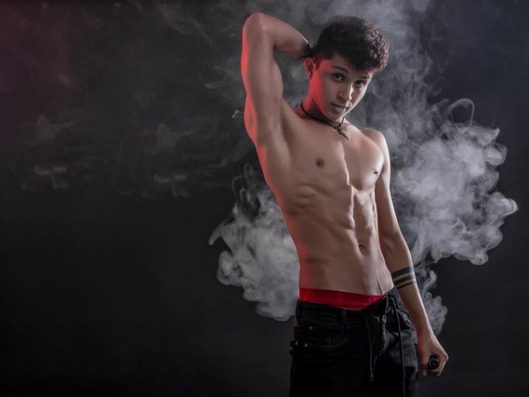 DylanWest's profile - Image n°1