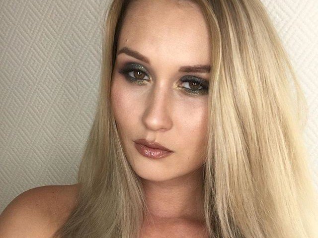 EmilyVox's profile - Image n°3