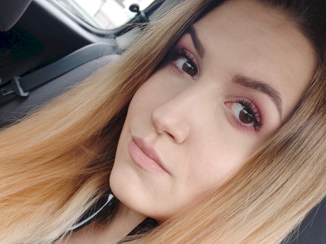 EmillyLUV's profile - Image n°2