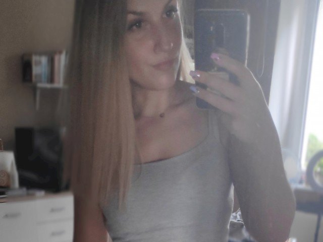 EmillyLUV's profile - Image n°3