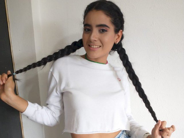 ElizabethAro's profile - Image n°52