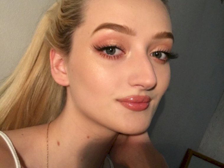 EsterSweet's profile - Image n°2