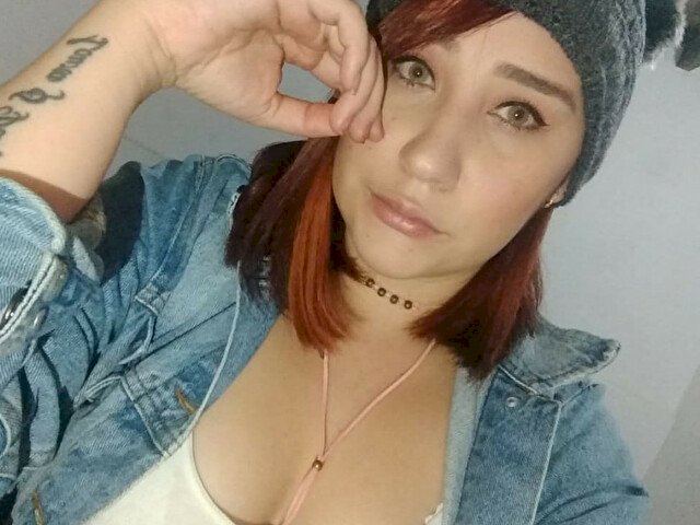 emmajhons's profile - Image n°0