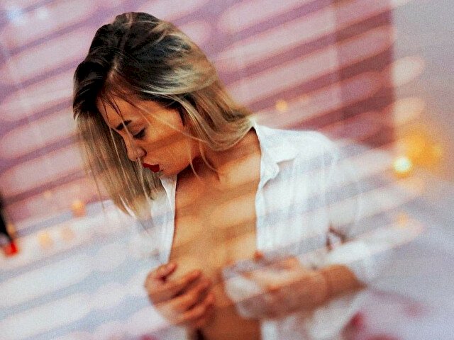 ErikaCharm's profile - Image n°1