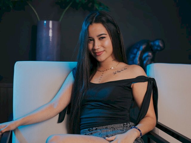 EmmaMantilla's profile - Image n°1
