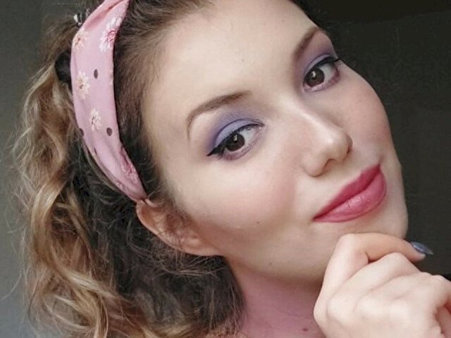 EvelynFlower's profile - Image n°1