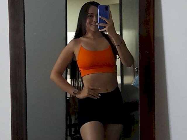 EmmaKolins's profile - Image n°1