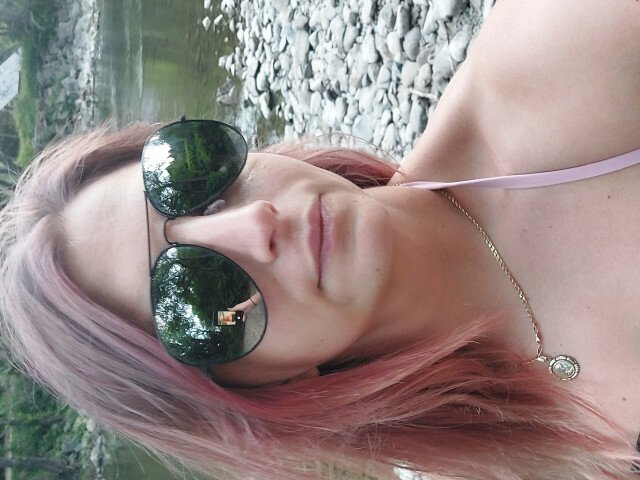 Emma911's profile - Image n°0