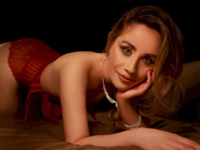 EllaBurke's profile - Image n°0