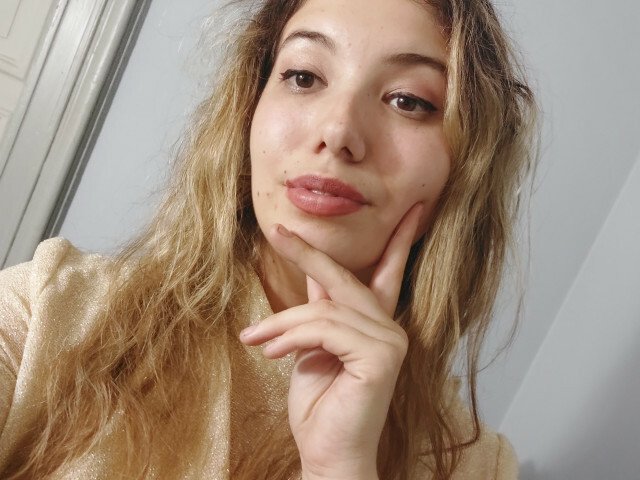 EmilyRae's profile - Image n°2