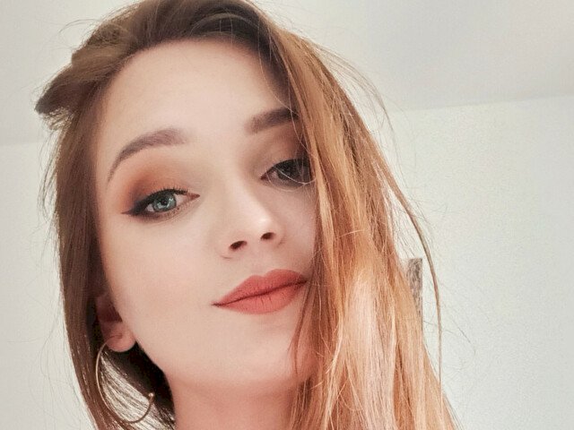 EllieHotty's profile - Image n°1