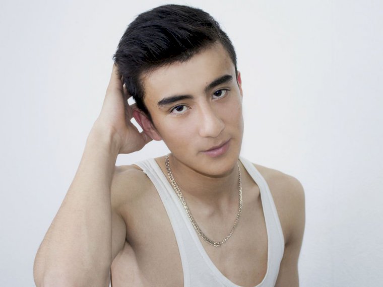 EastonAniston's profile - Image n°0