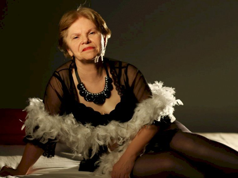 EdithaCarter's profile - Image n°0