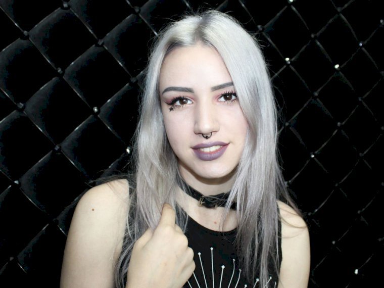 EdnaSimons's profile - Image n°0