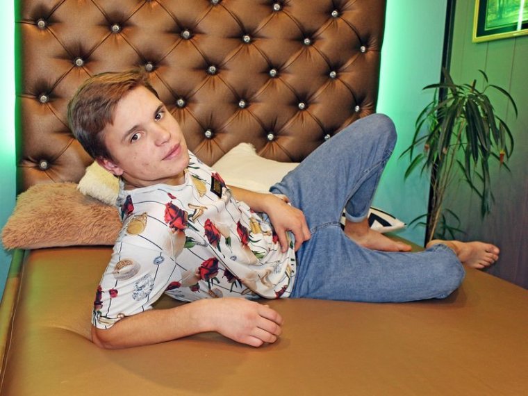 EdwardMiller's profile - Image n°0