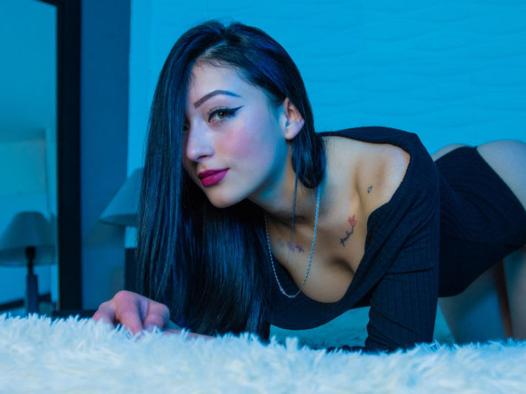EileenRoca's profile - Image n°0