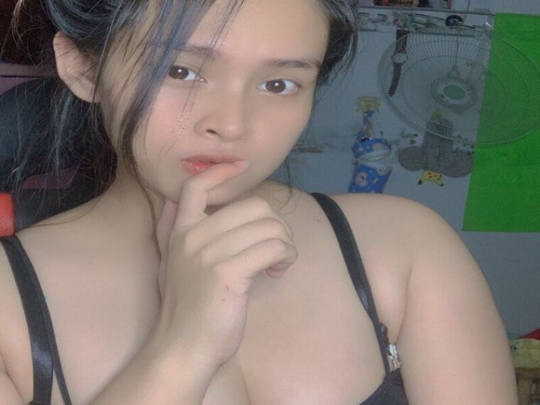 ElaniaTruong's profile - Image n°0
