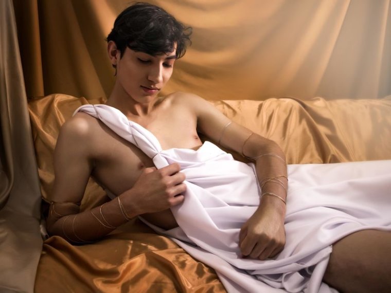 ElijahMarshall's profile - Image n°0