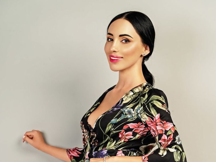 ElinaMayer's profile - Image n°0