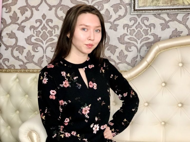 ElinaMoore's profile - Image n°0