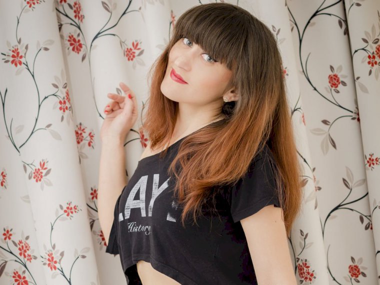 EllaRou's profile - Image n°1