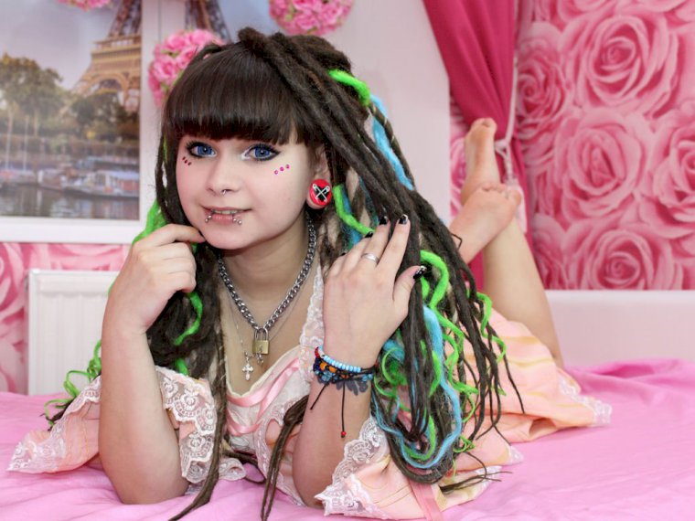 EllaTsukino's profile - Image n°0