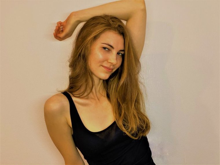 ElleLewis's profile - Image n°0