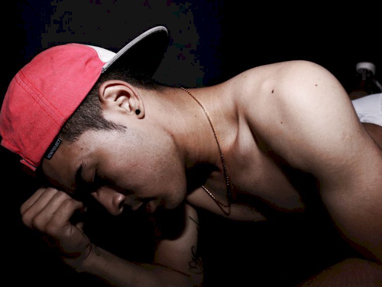 ELLIOTMATTHEW's profile - Image n°0