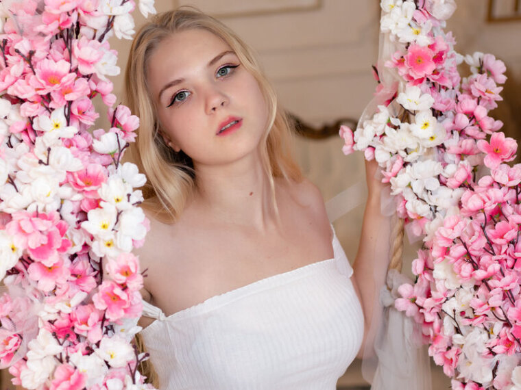 ElsaNorman's profile - Image n°0