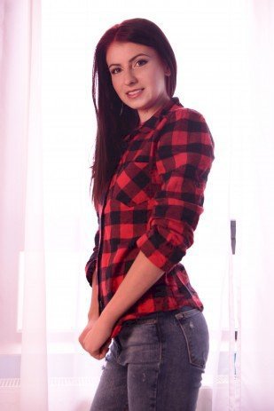 ElysabethInes's profile - Image n°0