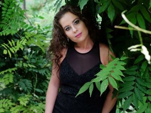 Webcam sex con EmaAlyssa