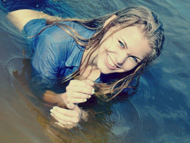 Emilia's profile - Image n°3