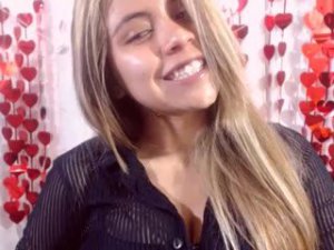 EMILIESEXY's Sexcam