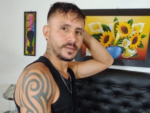 EmilioFernandez's Sexcam