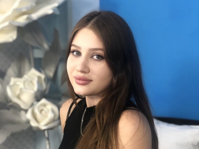 EmilyButler's profile - Image n°0