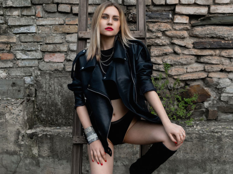 EmilyLeman's profile - Image n°0