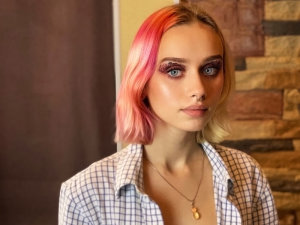EmmaBacker's Sexcam