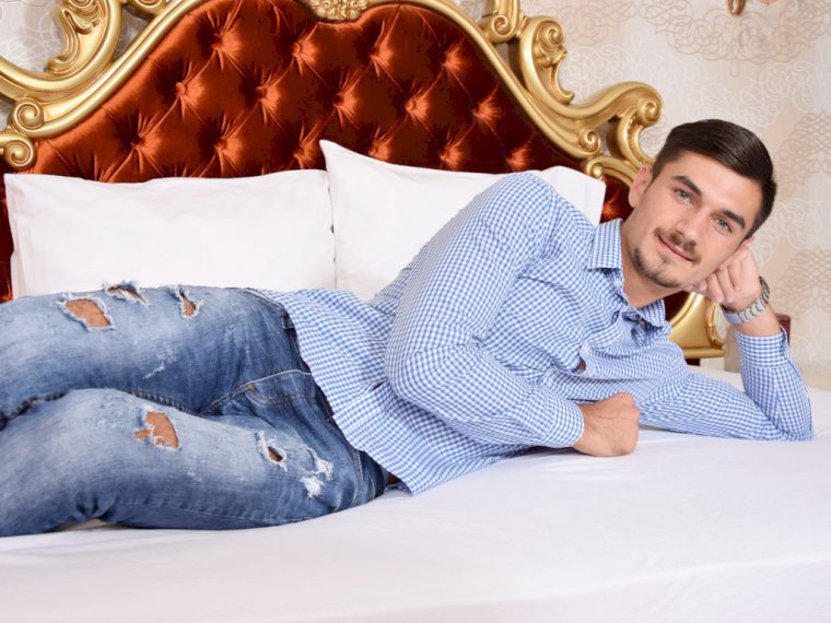 ErethPleasure's profile - Image n°1