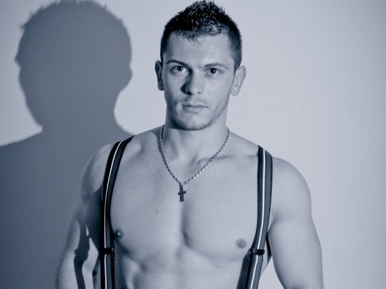 eroticguyxxx's profile - Image n°0