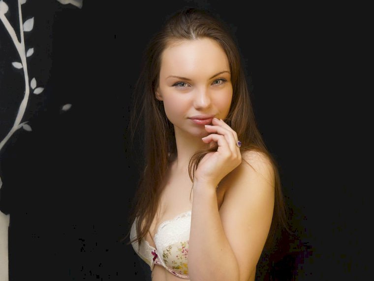 EseniyaKiss's profile - Image n°0