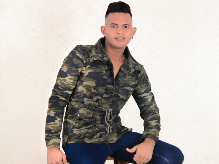 EstebanGonzalez's profile - Image n°0