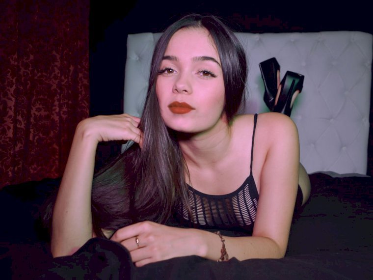 EstefaniaBaker's profile - Image n°1