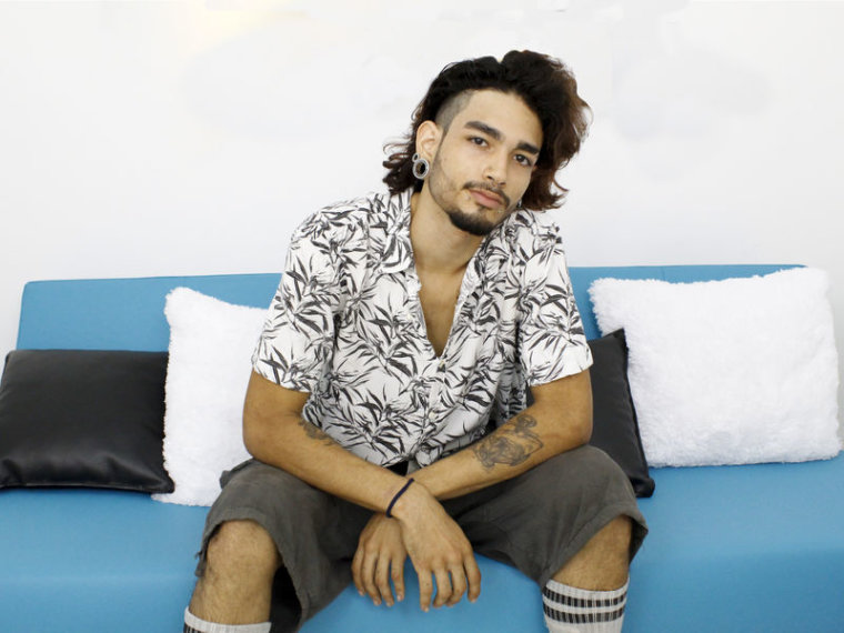 EthanCarl's profile - Image n°0