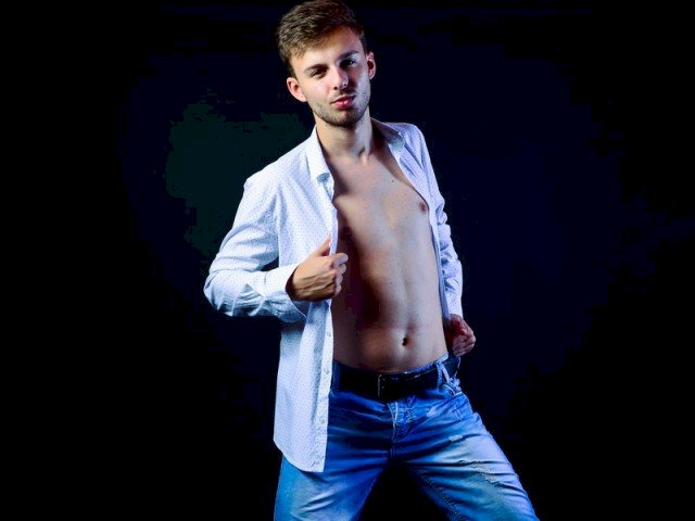 EthenGrey's profile - Image n°0