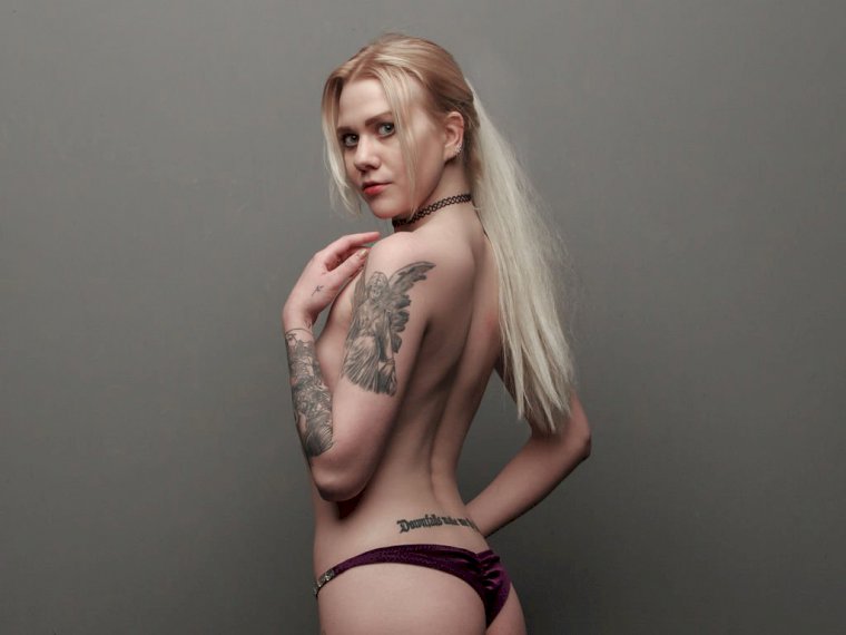 EvaSweetyWhite's profile - Image n°1