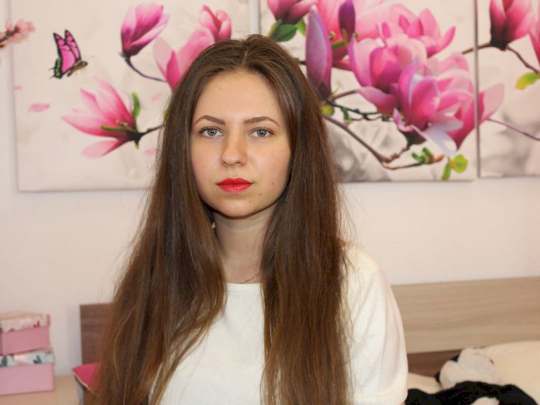EveCurly's profile - Image n°1