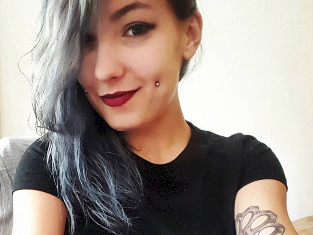 EvelineAbi's profile - Image n°0