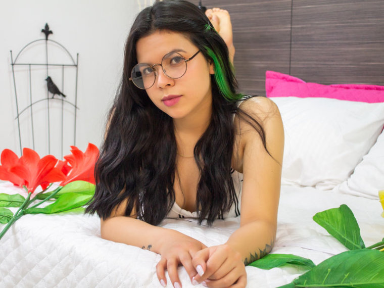 EvelynAlish's profile - Image n°0
