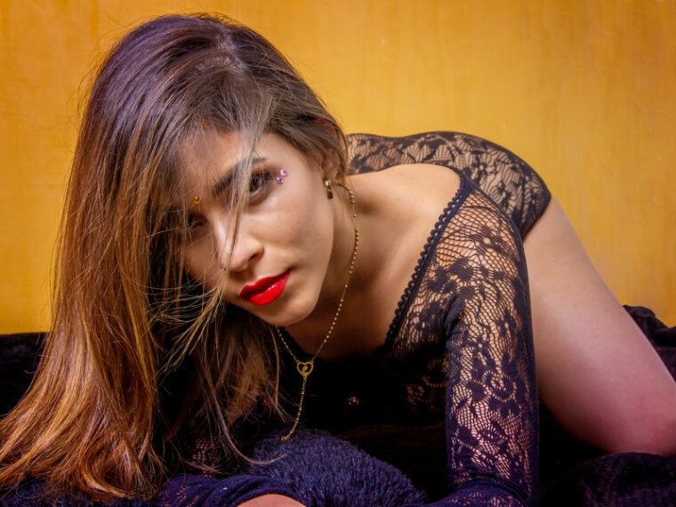 EvelynF's profile - Image n°0