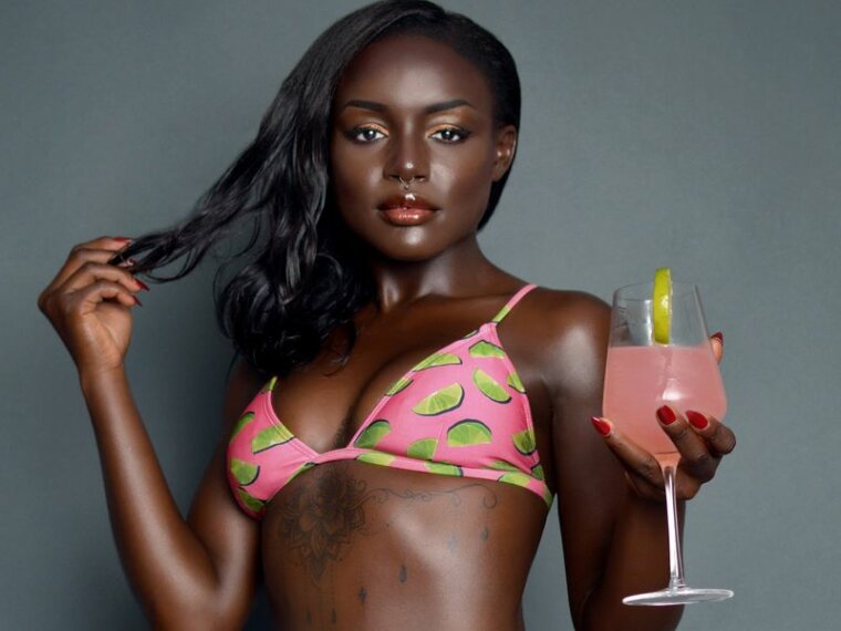 Exoticzuri's profile - Image n°0